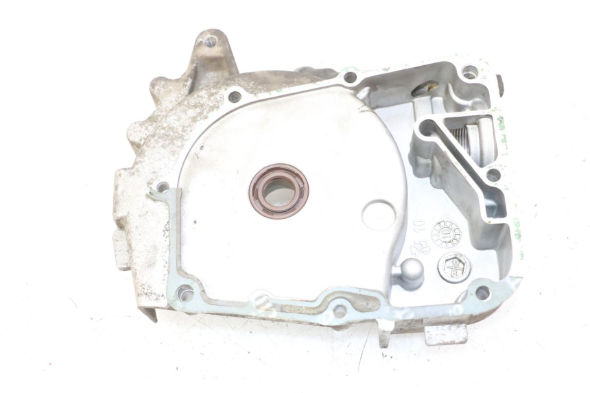 photo de CARTER STATOR PEUGEOT KISBEE 4T 50 (2010 - 2017) - Gros plan technique