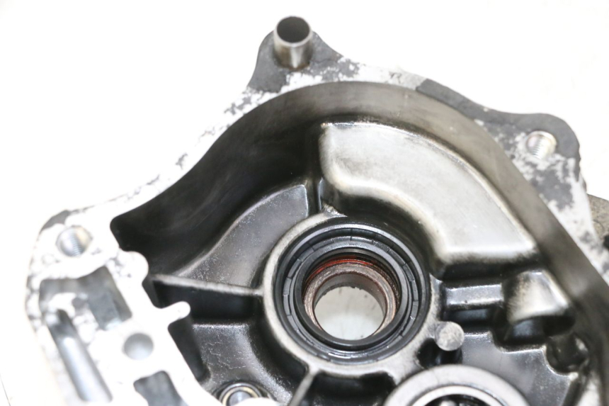 photo de CARTER TRANSMISSION ROUE KYMCO AGILITY 4T 50 (2005 - 2018) - Points de fixation