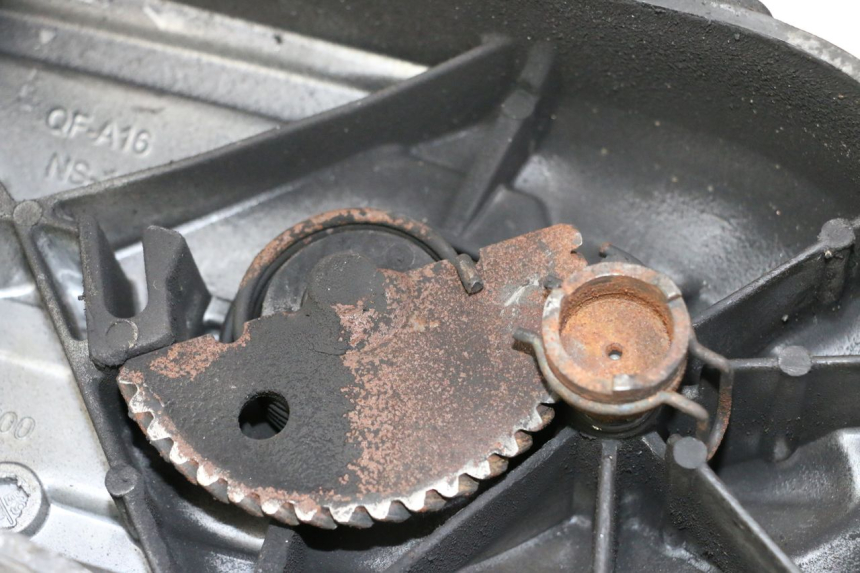 photo de CARTER VARIATEUR PEUGEOT KISBEE 2T 50 (2010 - 2017) - Zoom état d’usage