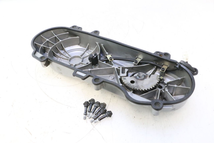 photo de CARTER VARIATEUR PEUGEOT KISBEE 2T 50 (2018 - 2022) - Gros plan technique