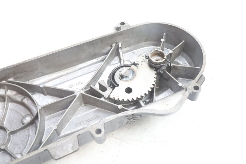 photo de CARTER VARIATEUR PEUGEOT KISBEE 2T 50 (2010 - 2017) - Vue rapprochée