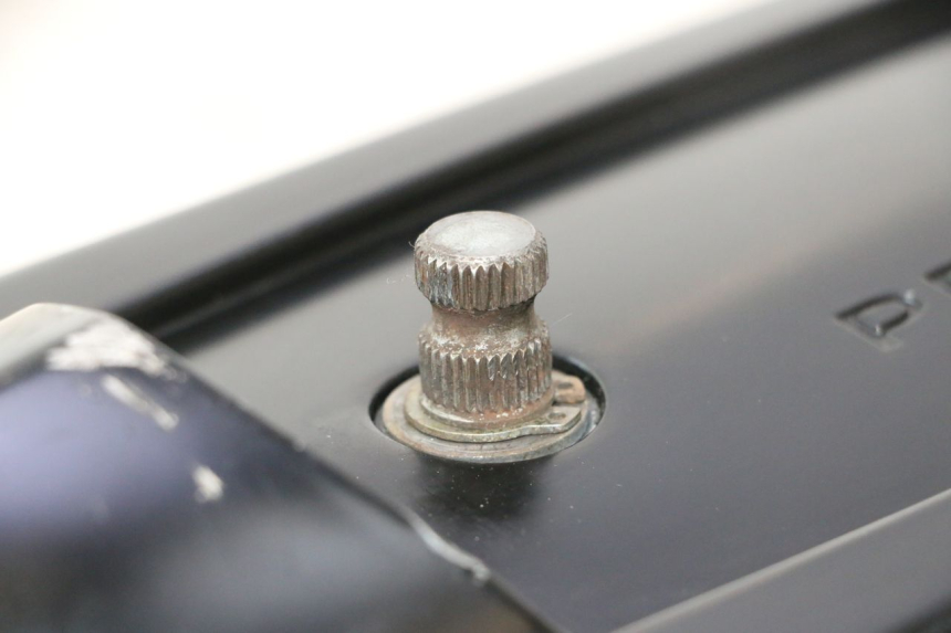 photo de CARTER VARIATEUR PEUGEOT KISBEE 2T 50 (2010 - 2017) - Gros plan technique