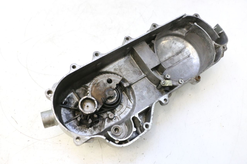 photo de CARTER VARIATEUR PEUGEOT KISBEE 4T 50 (2010 - 2017) - Gros plan technique