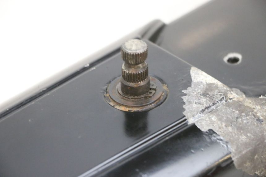 photo de CARTER VARIATEUR YAMAHA NEOS NEO'S 4T 50 (2008 - 2016) - Points de fixation