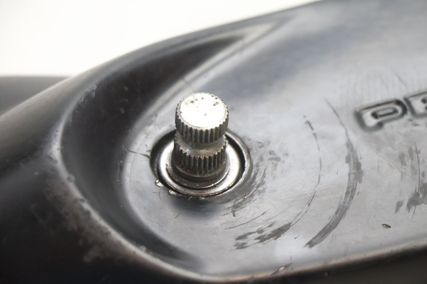 photo de CARTER VARIATEUR PEUGEOT TREKKER TKR 50 (2005 - 2014) - Gros plan technique