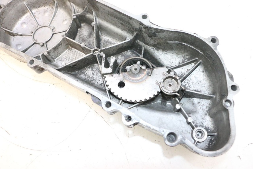 photo de CARTER VARIATEUR PEUGEOT TREKKER 50 (1995 - 2004) - Gros plan technique