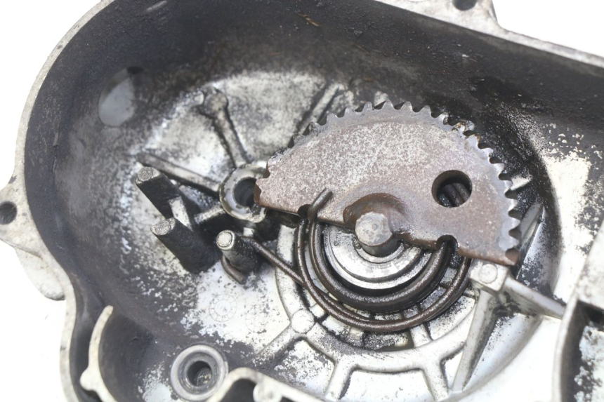 photo de CARTER VARIATEUR PEUGEOT V-CLIC VCLIC 50 (2007 - 2013) - Gros plan technique