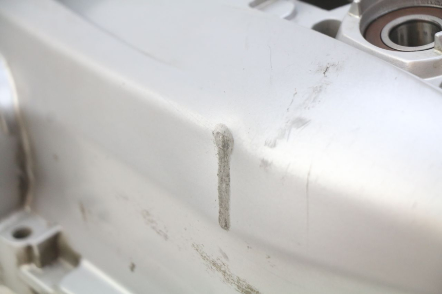 photo de CARTER VARIATEUR PIAGGIO VESPA GTS IGET ABS 125 (2017 - 2023) - État de surface