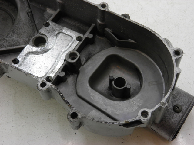 photo de CARTER VARIATEUR YIYING YY 125 T-10 125 (2006 - 2012) - Points de fixation