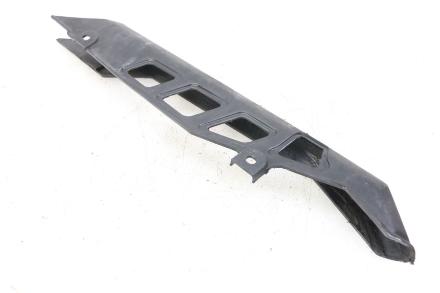 photo de Chain case HYOSUNG GF 125 (2001 - 2005) - Gros plan technique