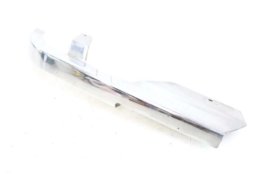 photo de CARTER DE CHAINE SUZUKI GZ MARAUDER 125 (1998 - 2004) - Autre angle de vue