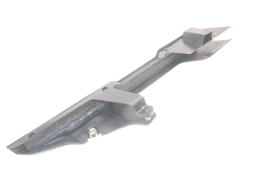 photo de CARTER DE CHAINE HUSQVARNA SVARTPILEN 401 (2018 - 2023) - Gros plan technique