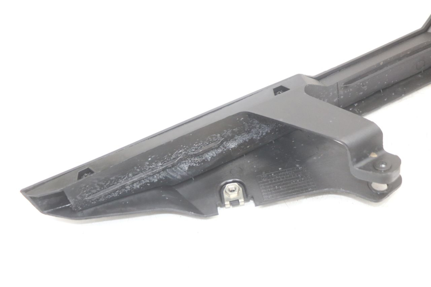 photo de CARTER DE CHAINE HUSQVARNA SVARTPILEN 401 (2018 - 2023) - Vue d’ensemble