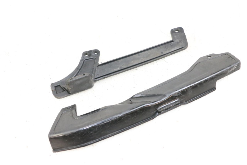 photo de CARTER DE CHAINE YAMAHA PW 80 (1983 - 2014) - Gros plan technique