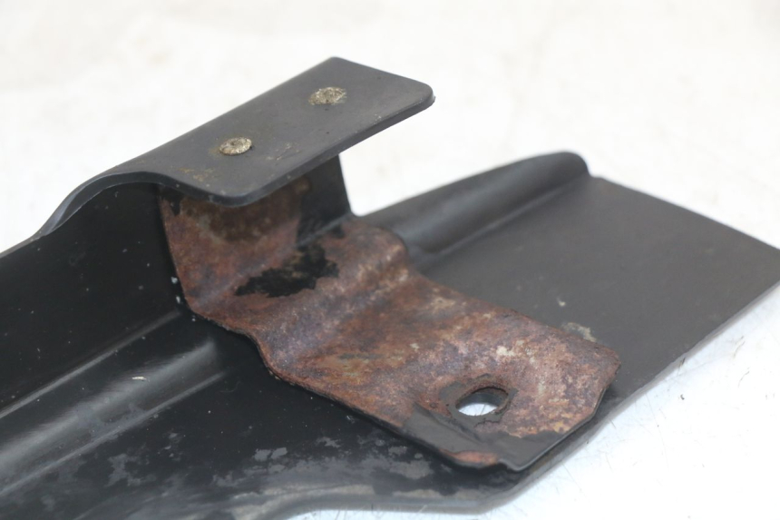 photo de CARTER DE CHAINE SUZUKI GS F 500 (2004 - 2007) - État de surface