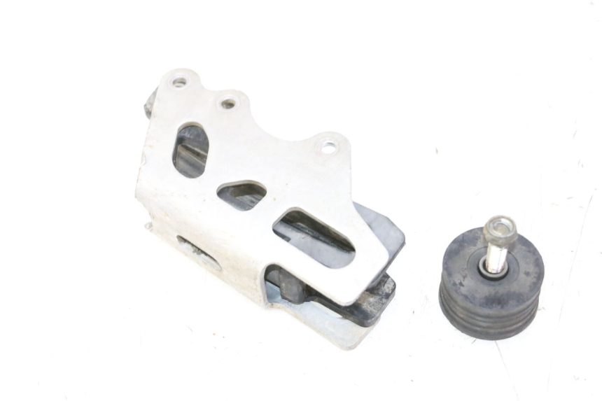 photo de CARTER DE CHAINE YAMAHA YZ-F YZF 250 (2014 - 2018) - Détail de la pièce