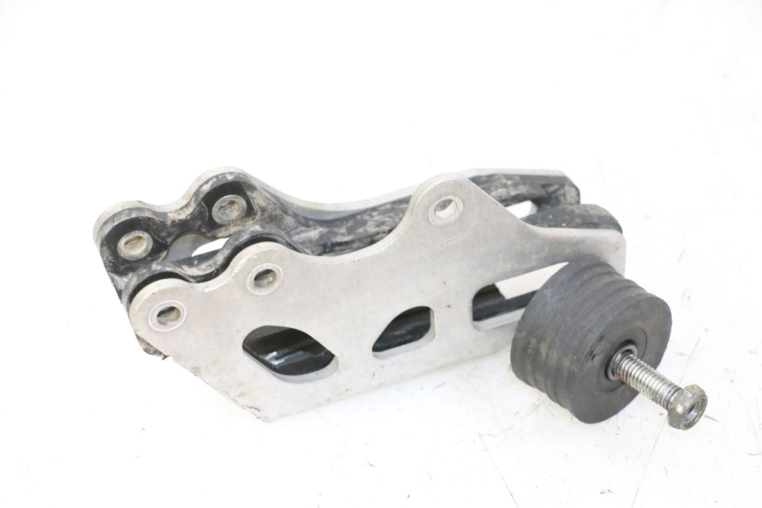 photo de CARTER DE CHAINE YAMAHA YZ-F YZF 250 (2014 - 2018) - Autre angle de vue