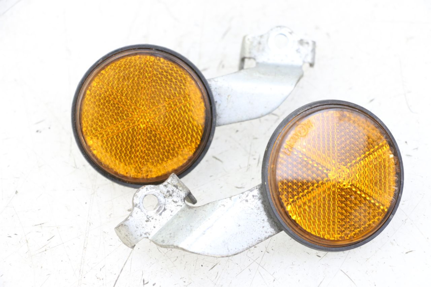 photo de CATADIOPTRE HONDA PCX (JF57/JF64) 125 (2014 - 2018) - Vue principale