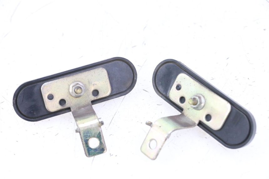 photo de CATADIOPTRE KYMCO AGILITY 4T 50 (2018 - 2022) - Détail de la pièce