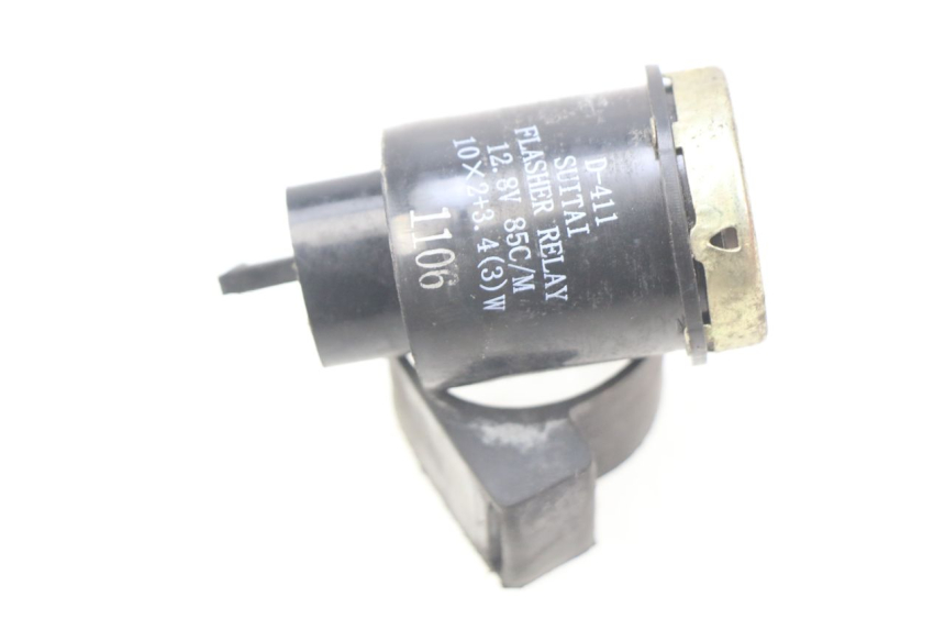 photo de CENTRALE CLIGNOTANTE KYMCO AGILITY 4T 50 (2005 - 2018) - Zoom état d’usage