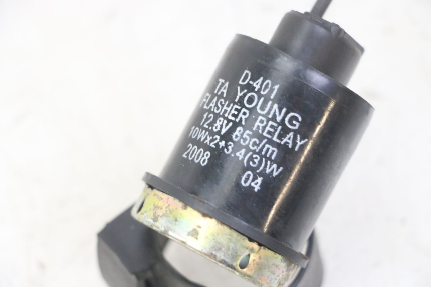 photo de CENTRALE CLIGNOTANTE KYMCO AGILITY 4T 50 (2005 - 2018) - Autre angle de vue