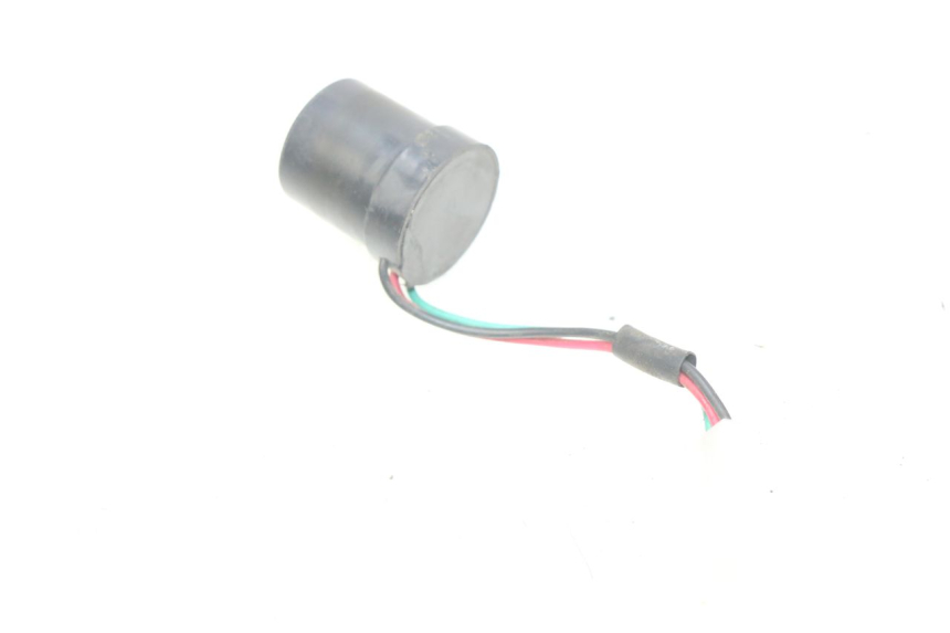 photo de CENTRALE CLIGNOTANTE TAOTAO BEATBOX 2 50 (2005 - 2017) - Détail de la pièce