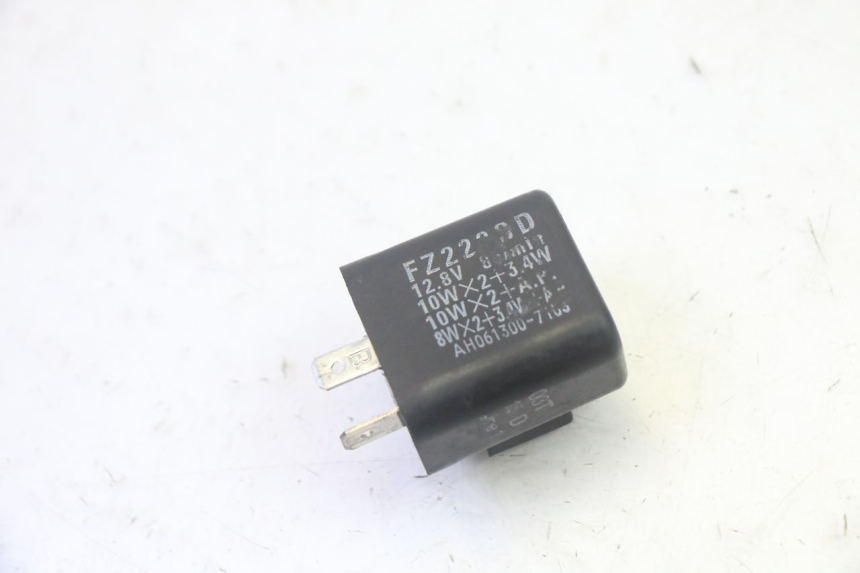 photo de CENTRALE CLIGNOTANTE MBK BOOSTER SPIRIT 50 (2004 - 2017) - Vue principale