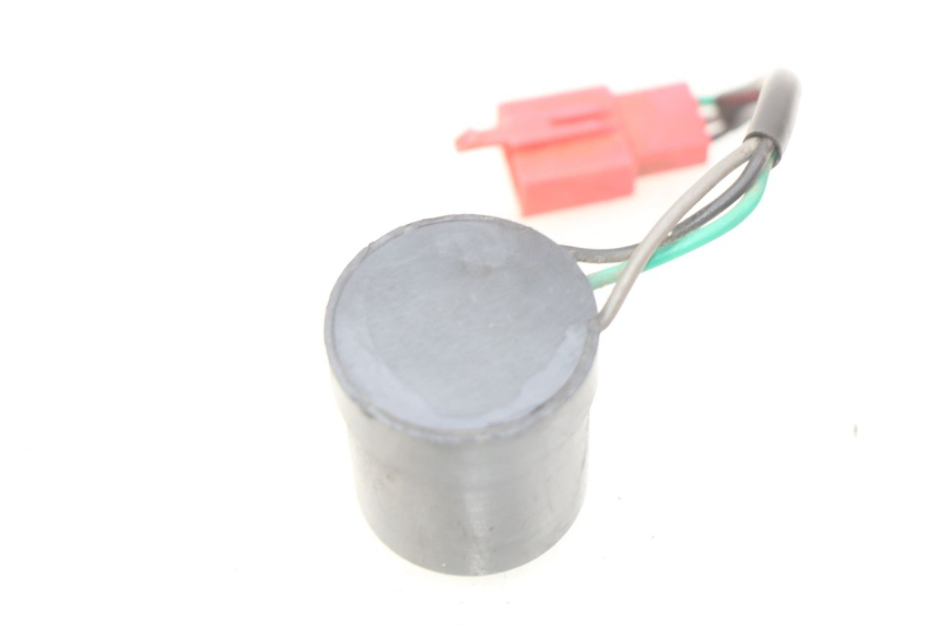 photo de CENTRALE CLIGNOTANTE BAOTIAN BT 50 QT-12 50 (2007 - 2009) - Détail de la pièce