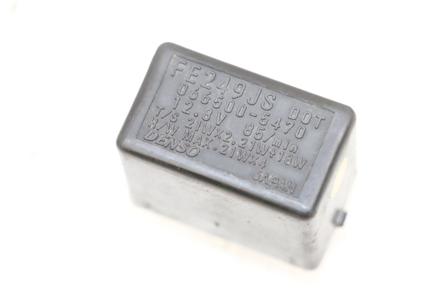 photo de CENTRALE CLIGNOTANTE SUZUKI BURGMAN 650 (2013 - 2020) - Détail de la pièce