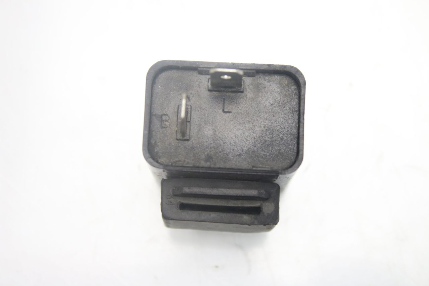 photo de CENTRALE CLIGNOTANTE YAMAHA BW'S EASY 50 (2013 - 2016) - Autre angle de vue