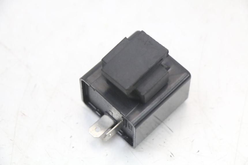 photo de CENTRALE CLIGNOTANTE ARCHIVE CAFE RACER 4T 50 (2019 - 2024) - Zoom état d’usage