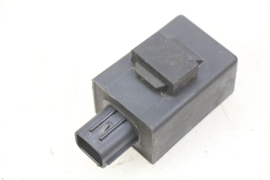 photo de CENTRALE CLIGNOTANTE HONDA CB R 1000 (2018 - 2023) - Détail de la pièce