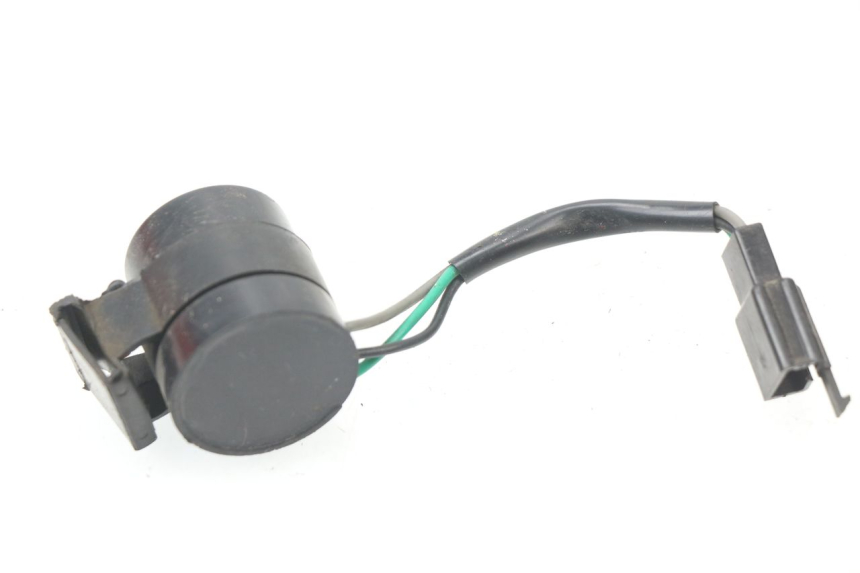 photo de CENTRALE CLIGNOTANTE REVATTO CITYONE 125 (2006 - 2007) - Zoom état d’usage