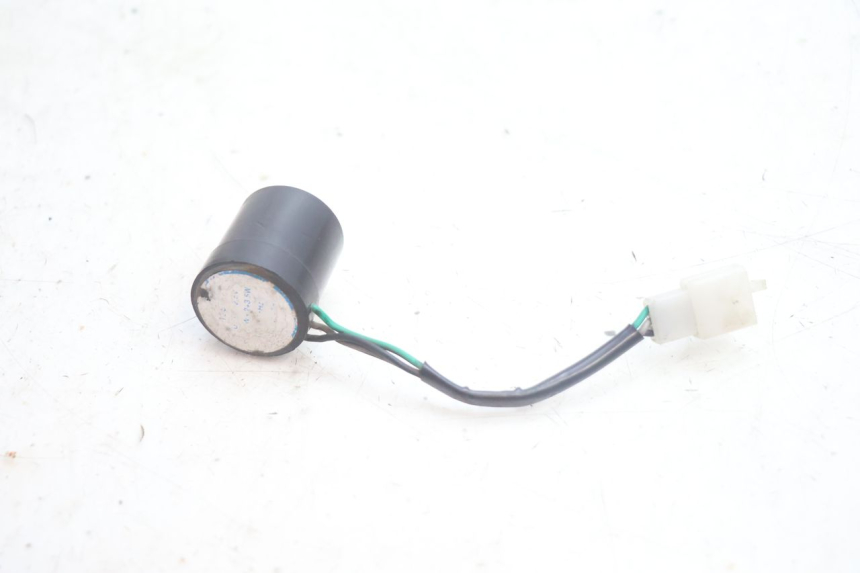 photo de CENTRALE CLIGNOTANTE CF MOTO E-CHARM 125 (2005 - 2008) - Zoom état d’usage