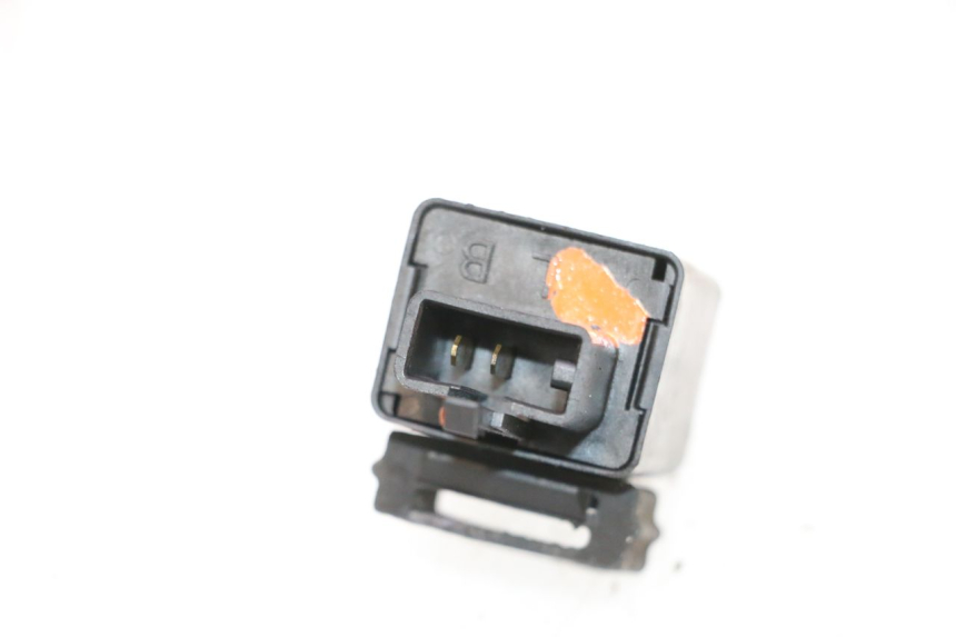 photo de CENTRALE CLIGNOTANTE KAWASAKI ER-6 ER6 F ABS 650 (2012 - 2016) - Autre angle de vue