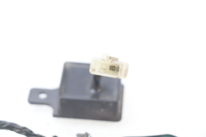 photo de CENTRALE CLIGNOTANTE KAWASAKI ER-6 ER6 N 650 (2009 - 2011) - Zoom état d’usage