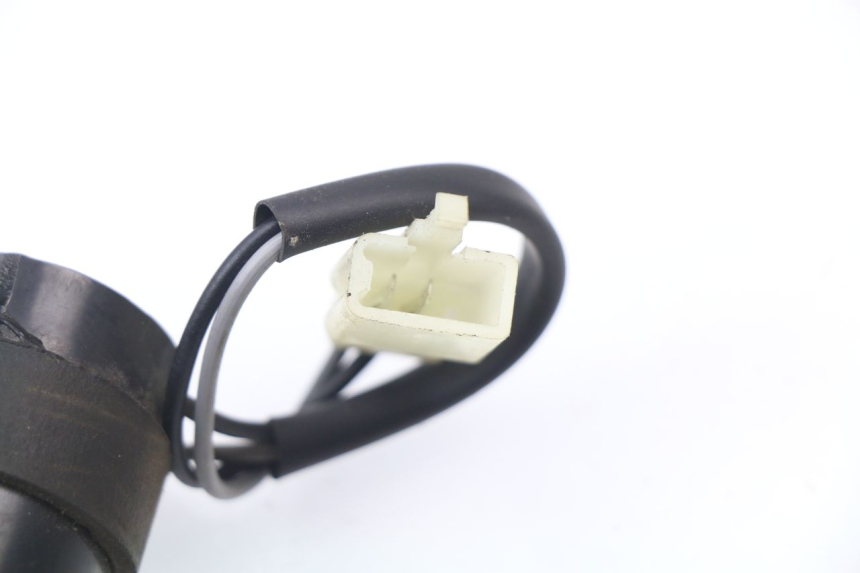 photo de CENTRALE CLIGNOTANTE TNT MOTOR FASTINO 4T 50 (2013 - 2019) - Zoom état d’usage