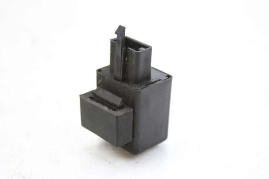 photo de CENTRALE CLIGNOTANTE HONDA FES PANTHEON 125 (2003 - 2007) - Autre angle de vue