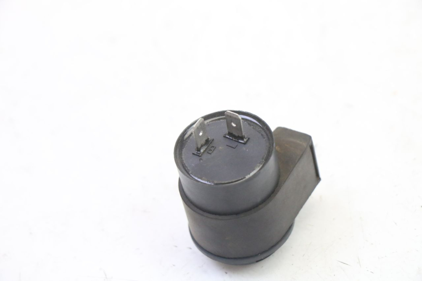 photo de CENTRALE CLIGNOTANTE SYM FIDDLE 3 III 50 (2014 - 2020) - Zoom état d’usage