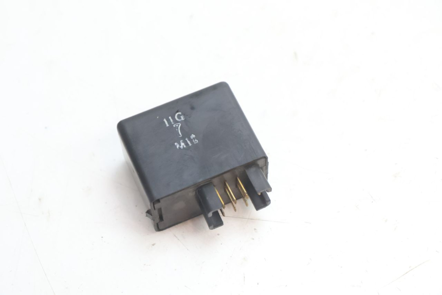photo de CENTRALE CLIGNOTANTE SUZUKI GSR 600 (2005 - 2012) - Vue principale