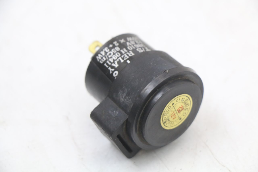 photo de Flasher relay HYOSUNG GV AQUILA 125 (2000 - 2009) - Détail de la pièce