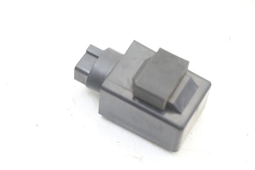 photo de CENTRALE CLIGNOTANTE HONDA FES S-WING SWING ABS 125 (2007 - 2015) - Zoom état d’usage