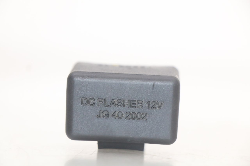 photo de CENTRALE CLIGNOTANTE HUSQVARNA SVARTPILEN 401 (2018 - 2023) - Détail de la pièce