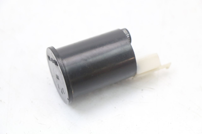 photo de CENTRALE CLIGNOTANTE HYTRACK HY S 4X4 410 (2013 - 2016) - Gros plan technique