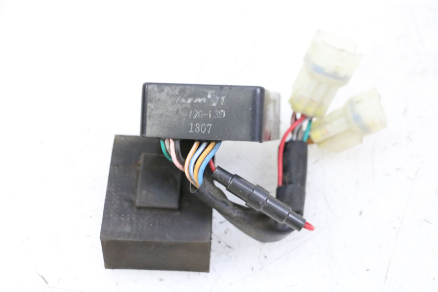 photo de CENTRALE CLIGNOTANTE SYM JOYMAX 125 (2010 - 2017) - Gros plan technique