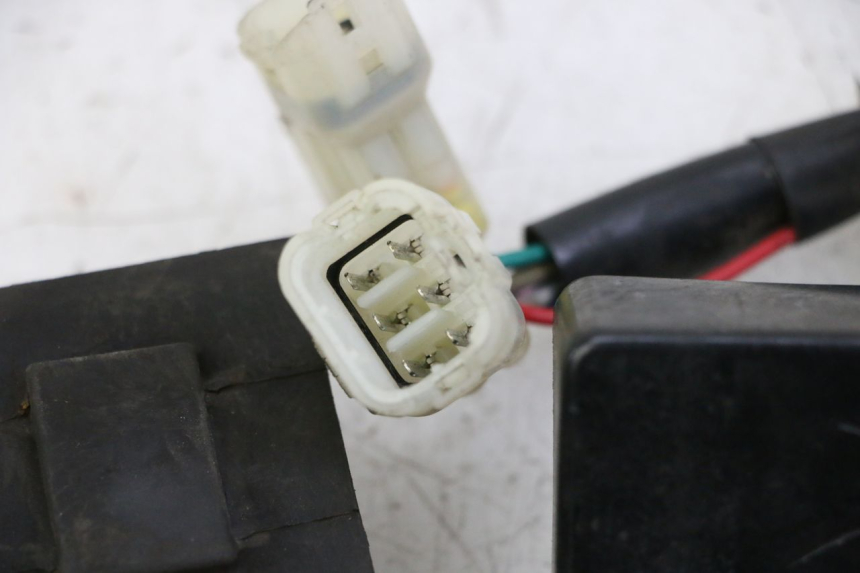 photo de CENTRALE CLIGNOTANTE SYM JOYMAX 125 (2010 - 2017) - Pièce contrôlée