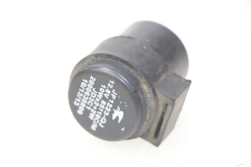 photo de CENTRALE CLIGNOTANTE PEUGEOT KISBEE 2T 50 (2010 - 2017) - Vue principale