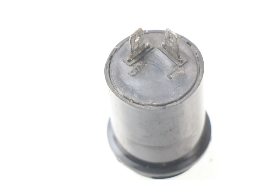 photo de CENTRALE CLIGNOTANTE PEUGEOT KISBEE 4T 50 (2010 - 2017) - Zoom état d’usage