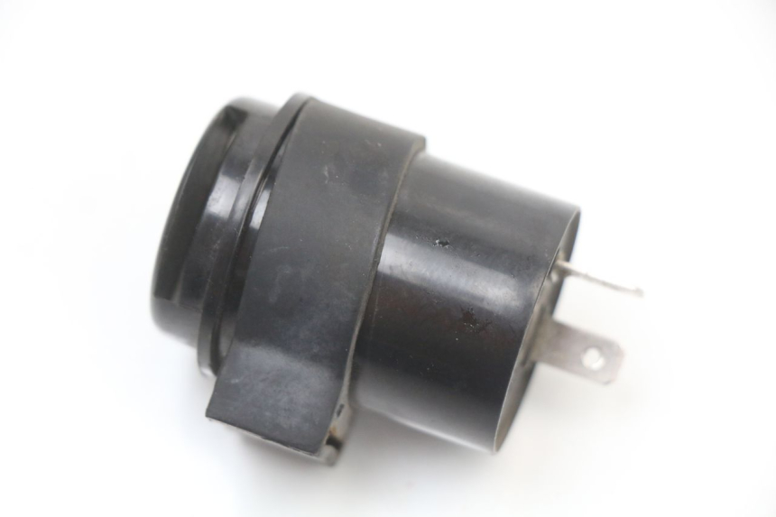 photo de CENTRALE CLIGNOTANTE PEUGEOT KISBEE 4T 50 (2018 - 2022) - Autre angle de vue