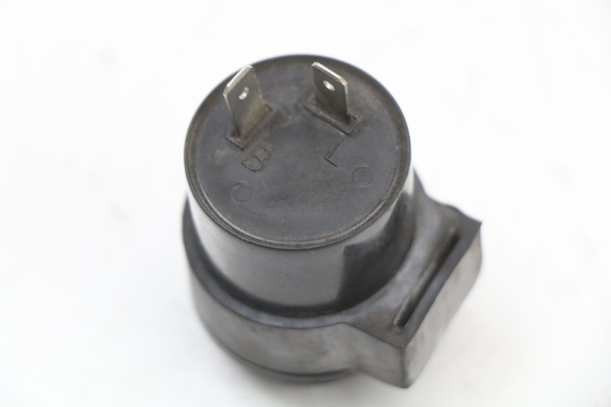 photo de CENTRALE CLIGNOTANTE PEUGEOT KISBEE 4T 50 (2018 - 2022) - Autre angle de vue